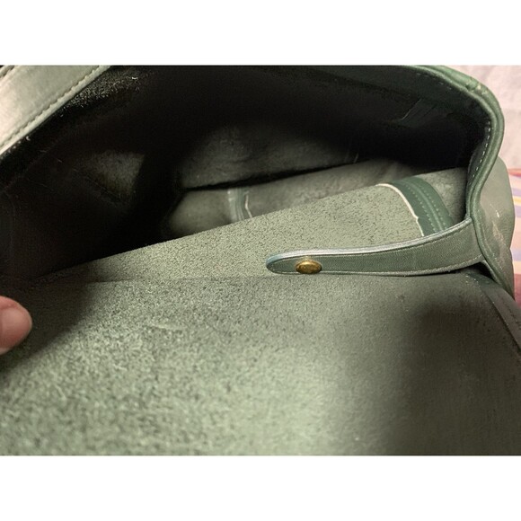 Coach Vintage Belt Green Backpack Leather Brand Logo Embossed USA Made Flaw - Picture 11 of 13